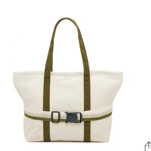 Canvas tote with travel band